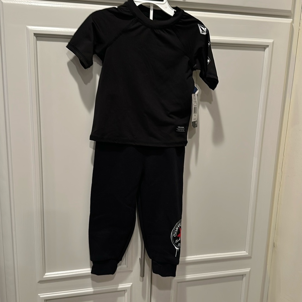 NWT boys sz 18 months jog suit